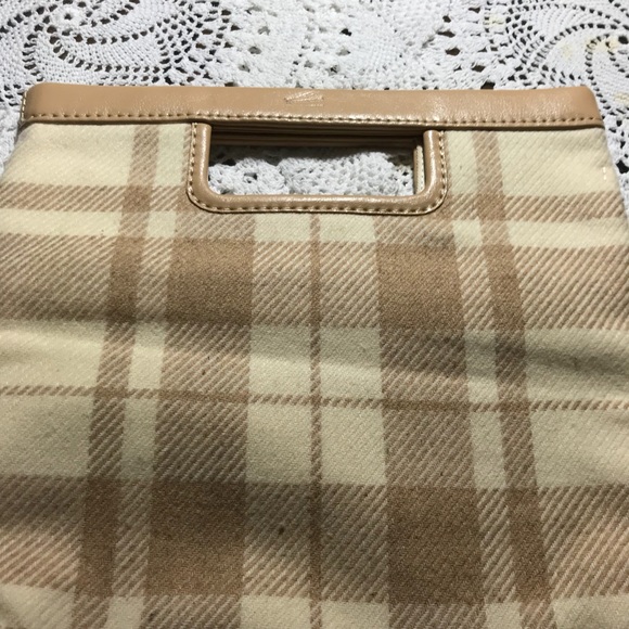 Cream and brown tote - Picture 2 of 6
